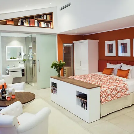 - Lejlighedshotel 4*